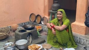 इस टॉप एक्ट्रेस ने छोड़ दी लग्जरी लाइफ? मिट्टी के चूल्हे पर बनाया खाना