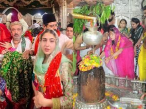 मां हिंदू, पापा मुस्लिम…तो फिर कौन सा धर्म फॉलो करती हैं सारा अली खान?