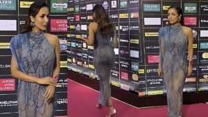Malaika Arora Trolled: अपने बोल्ड आउटफिट की वजह से ट्रोल हुईं मलाइका अरोड़ा, यूजर्स बोले- ‘उर्फी तो ऐसे ही बदनाम है’