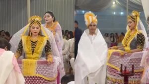 शादी के बंधन में बंधे रणदीप हुड्डा, गहनों में लदी नजर आईं एक्टर की पत्नी लिन लैशराम, देखें तस्वीरें