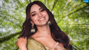 Home Entertainment इस हसीना का हुस्न देख बहका फैमली डॉक्टर, इंजेक्शन देने के बाद पहले छुआ इधर-उधर फिर की गंदी हरकत