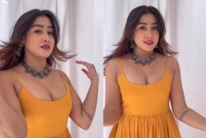 सिर्फ अकेले में देखें सोफिया अंसारी का ये वीडियो, 18 साल से कम वाले ना करें क्लिक!