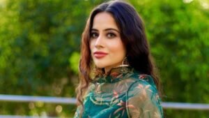 ‘उन्होंने मुझे बहुत रुलाया’ YRKKH में काम कर चुकी उर्फी जावेद ने बताई टीवी की सच्चाई, बोलीं- वो जानवरों की तरह…